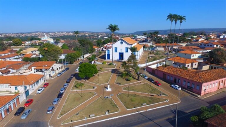 Typical Features of Brazilian Houses - From Design to Materials ...