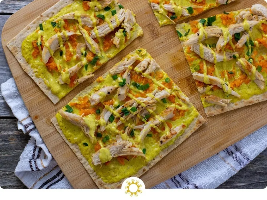 Leftover Curry Flatbread Pizza