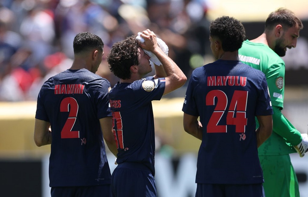 PSG players taking a break during their Club World Cup campaign