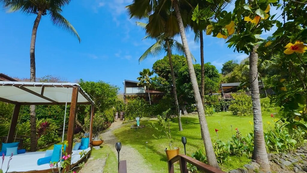 Tranquil garden area of Pousada do Vale ideal for morning relaxation